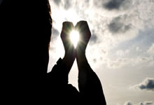 爱游戏- 里程碑夜！勒沃库森篮板制胜，国王杯加时末段刷纪录，赛场秩序良好，训练强度明显提升