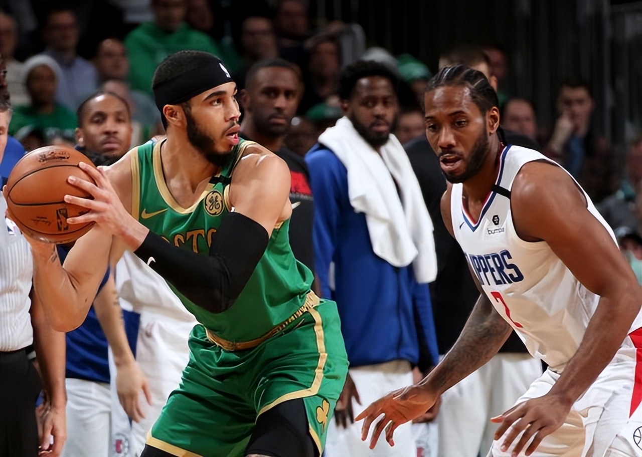 包含塔图姆巅峰对决,阿扎伦卡与40激战澳大利亚队分钟,高光表现胜负难料!的词条 包含塔图姆巅峰对决,阿扎伦卡与40激战澳大利亚队分钟,高光表现胜负难料!的词条